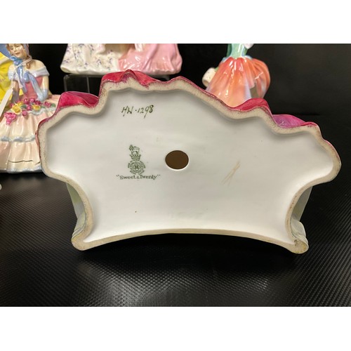 101 - 7 X ROYAL DOULTON FIGURES - ALL FOR RESTORATION