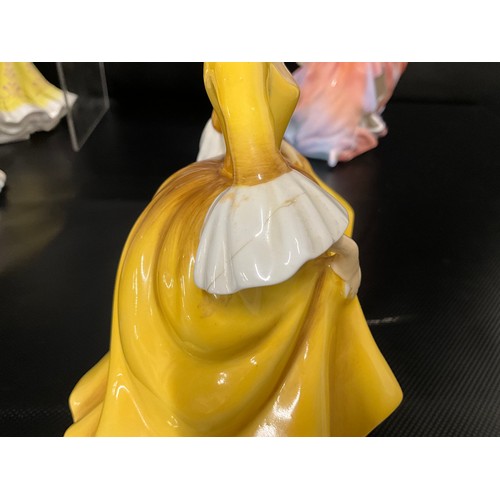 101 - 7 X ROYAL DOULTON FIGURES - ALL FOR RESTORATION