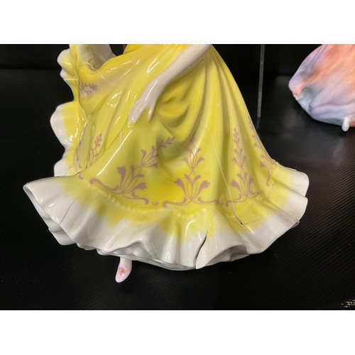 101 - 7 X ROYAL DOULTON FIGURES - ALL FOR RESTORATION