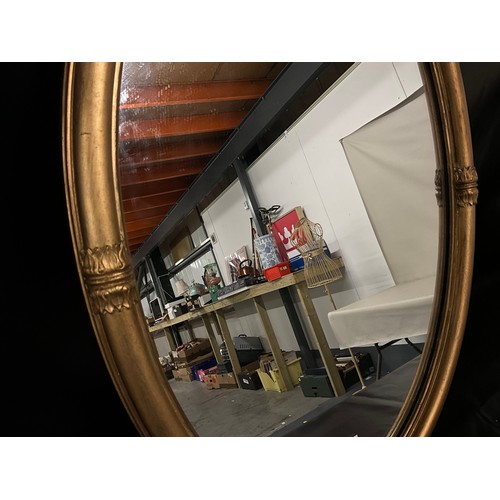 103 - VINTAGE GILT FRAMED OVAL WALL MIRROR L31
