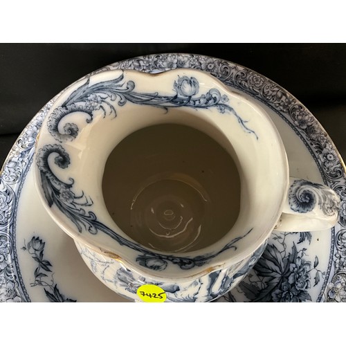 114 - VICTORIAN FLO BLUE DOULTON PERTH PATTERN JUG & BOWL