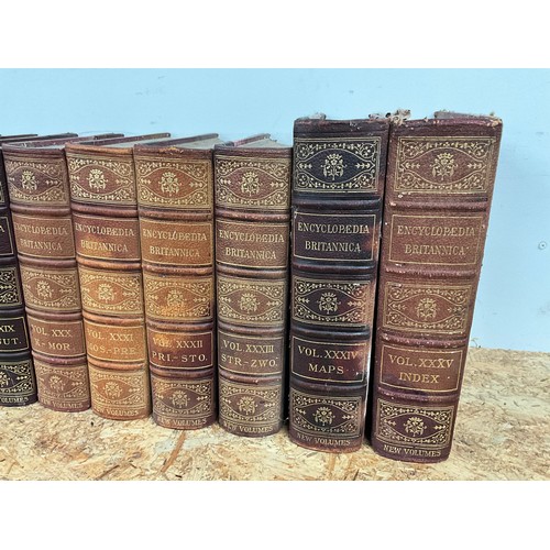 130 - 35 VOLUMES OF THE NINTH EDITION ENCYCLOPEDIA BRITANNICA INCLUDING THE NEW VOLUMES WITH MAPS  A/F