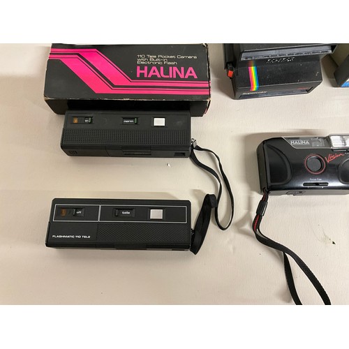 138 - BOX OF VINTAGE CAMERAS TO INCLUDE POLAROID ETC