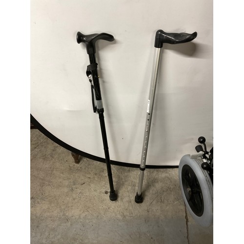 173 - QTY OF WALKING AIDS TO INCLUDE WHEELCHAIR ETC