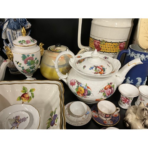 150 - 4 BOXES OF CHINA & GLASSWARE TO INCLUDE BESWICK CAT, AYNSLEY, WEDGWOOD, COALPORT, HIPFLASK, PAIR OF ... 