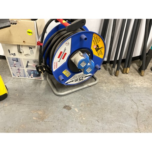 175 - SET OF DRAINING RODS, LONG HANDLED PRUNERS, 110V EXTENSION LEAD AND KARCHER WINDOW VAC NEEDS CHARGER