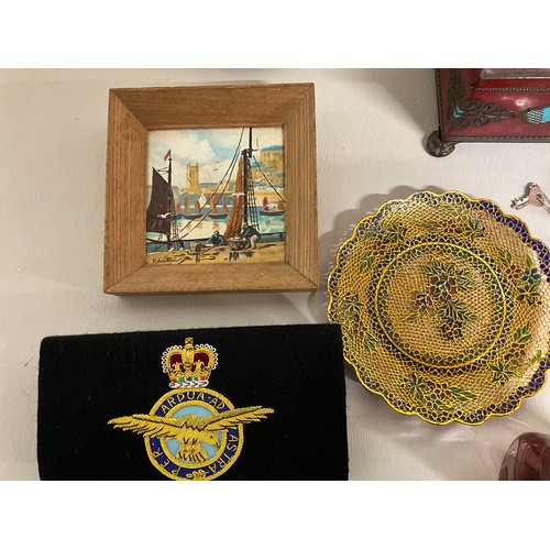 159 - 2 BOXES OF COLLECTABLES TO INCLUDE LIGHTERS, WATCHES, SILVER, BRONZE GOAT FIGURE, URANIUM BOWL OTHER... 