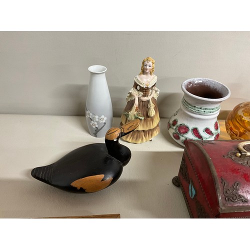 159 - 2 BOXES OF COLLECTABLES TO INCLUDE LIGHTERS, WATCHES, SILVER, BRONZE GOAT FIGURE, URANIUM BOWL OTHER... 