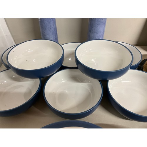 163 - CRATE OF KITCHENWARE POTS & PANS ETC