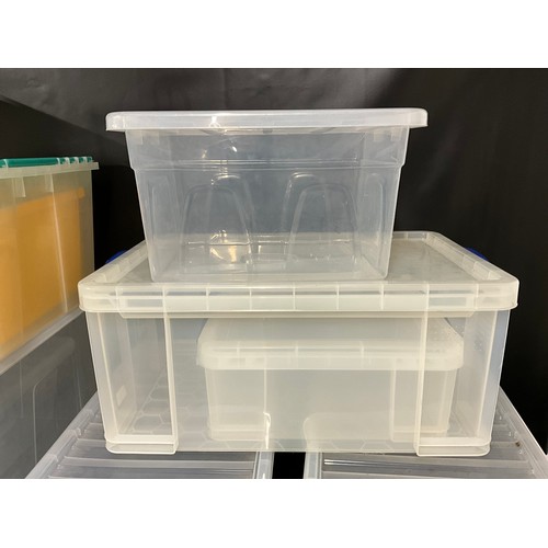168 - QTY OF PLASTIC STORAGE CONTAINERS WITH LIDS