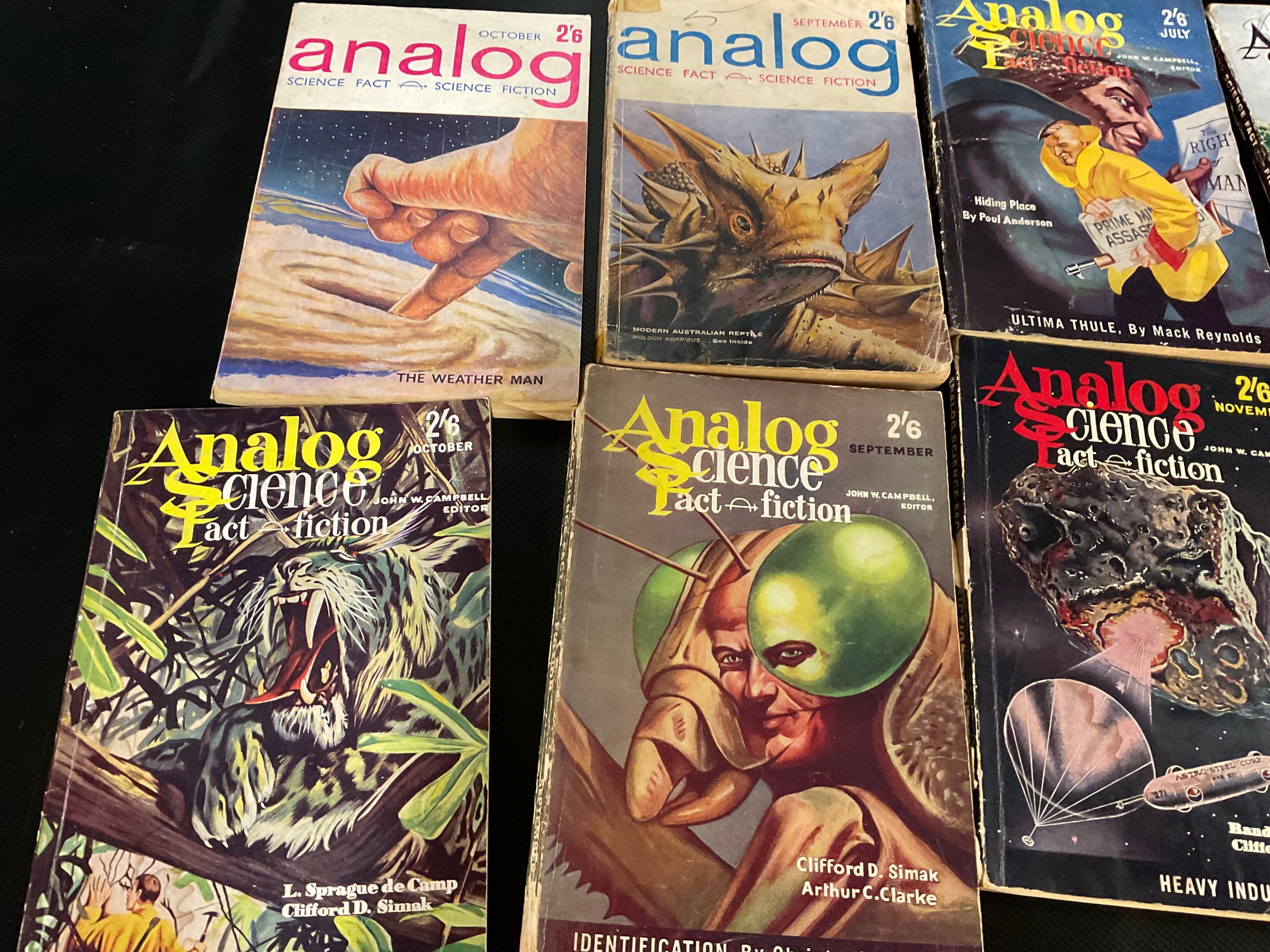 10 VINTAGE ANALOG SCIENCE FICTON BOOKS (1961)