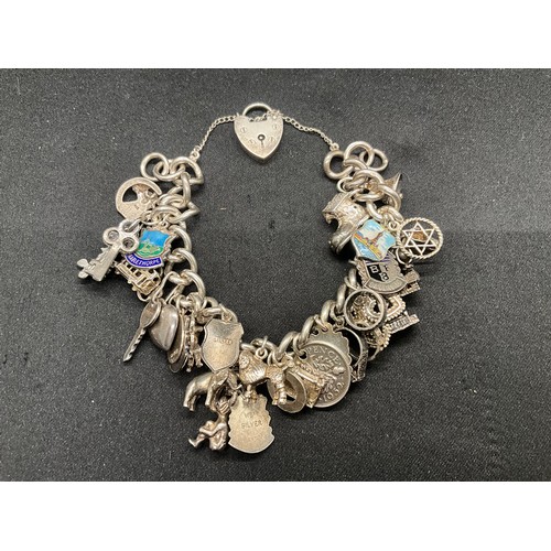 Lot 20        