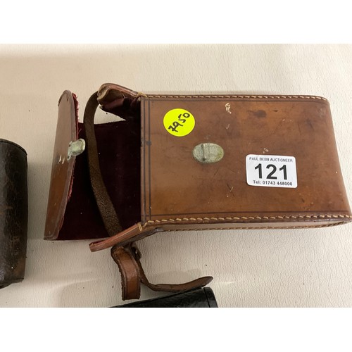 121 - 2 X VINTAGE LEATHER CASED KODAK CAMERAS