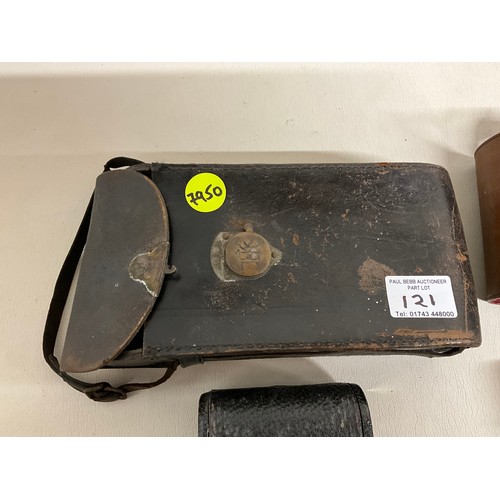 121 - 2 X VINTAGE LEATHER CASED KODAK CAMERAS