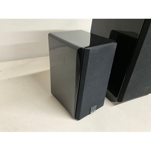 125 - PAIR OF SVS PRIME SATELLITE SPEAKERS AND SVS PRIME CENTRE SPEAKER
