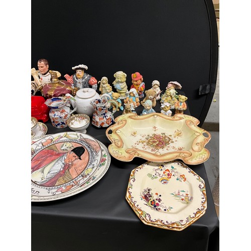 128 - 2 BOXES OF CHINA TO INCLUDE TEAPOTS, CHERISHED TEDDIES FIGURES, MASONS PLATES, CROWN DARBY ETC