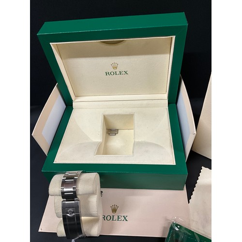 164 - REPRODUCTION FAKE ROLEX GENTS WATCH IN BOX WITH PAPERWORK
