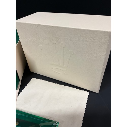 164 - REPRODUCTION FAKE ROLEX GENTS WATCH IN BOX WITH PAPERWORK