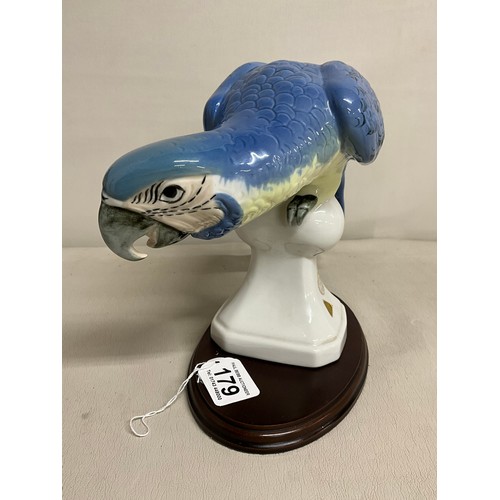 179 - LARGE CZECHOSLOVAKIAN CHINA PARROT H9