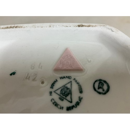 179 - LARGE CZECHOSLOVAKIAN CHINA PARROT H9