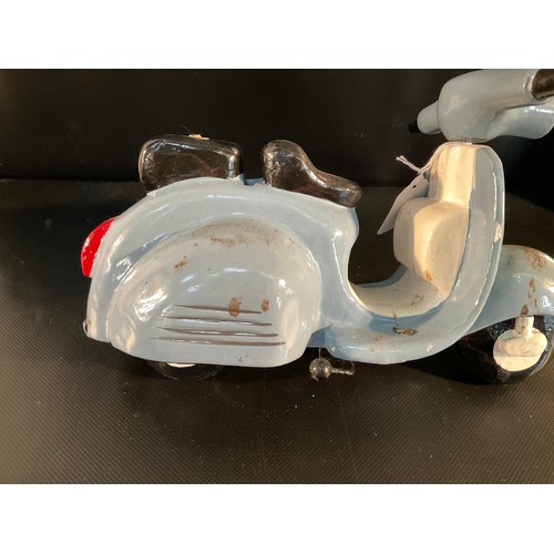 4 - MODEL VESPA MONEY BOX