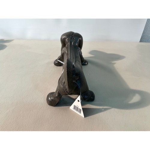 5 - REPRODUCTION CAST IRON DACHSHUND BOOT SCRAPER L12