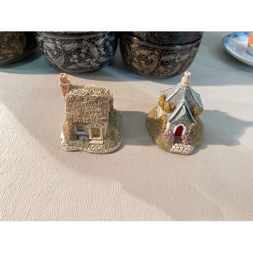 26 - BOX OF ORNAMENTS - AFRICAN FIGURES ETC