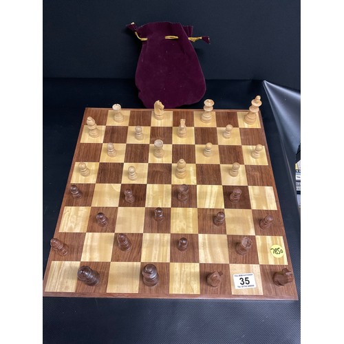 35 - MODERN CHESS SET COMPLETE