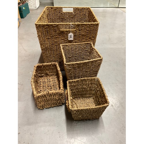Lot 80        
