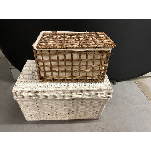 Lot 100       