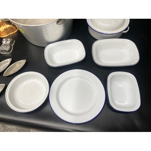 200 - LARGE JAM PAN ENAMEL DISHES ETC