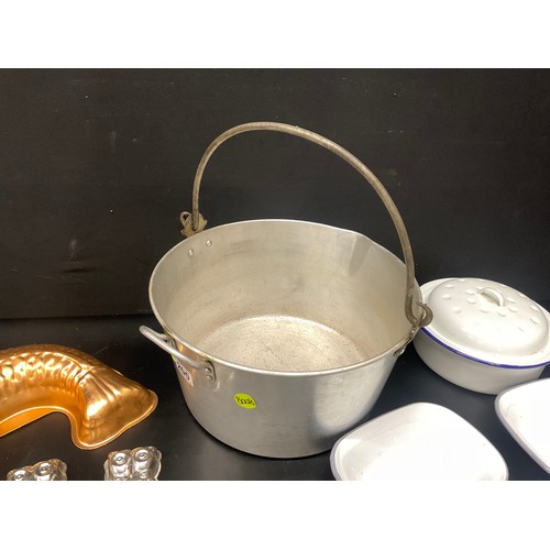 200 - LARGE JAM PAN ENAMEL DISHES ETC