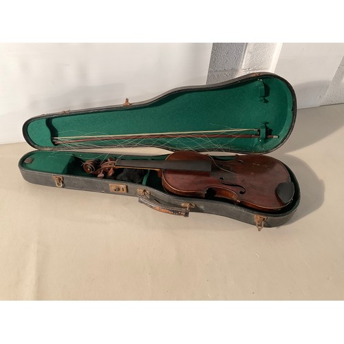 213 - VINTAGE VIOLIN IN CASE