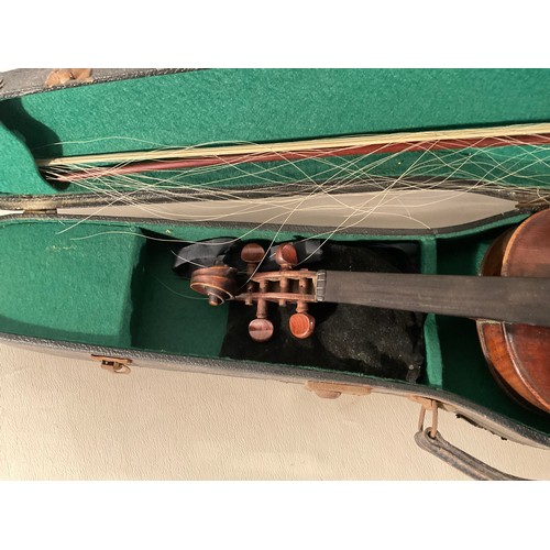 213 - VINTAGE VIOLIN IN CASE