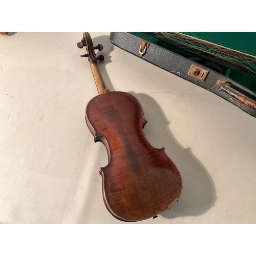 213 - VINTAGE VIOLIN IN CASE