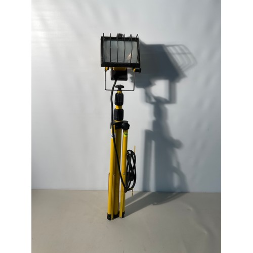 222 - ELECTRIC WORK LIGHT ON STAND