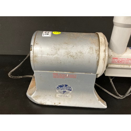 231 - VINTAGE ELECTRIC CHAMPION JUICER