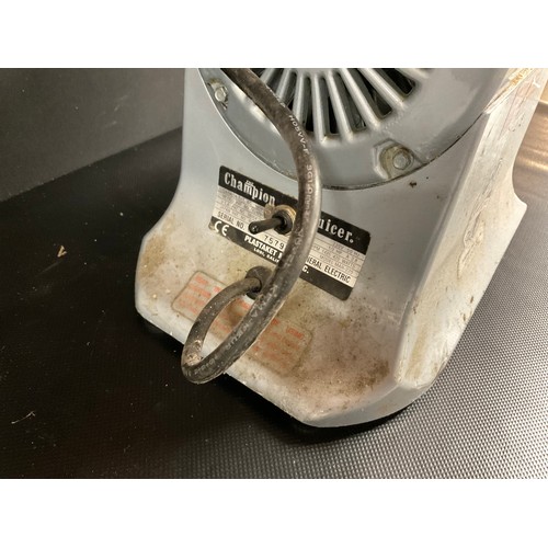 231 - VINTAGE ELECTRIC CHAMPION JUICER