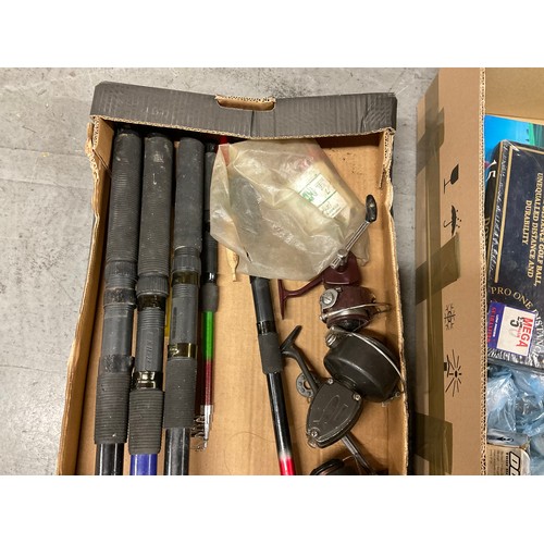 238 - BOX OF RETRACTABLE FISHING RODS AND REELS,BOX OF GOLF BALLS AND BOXED SINGING FISH