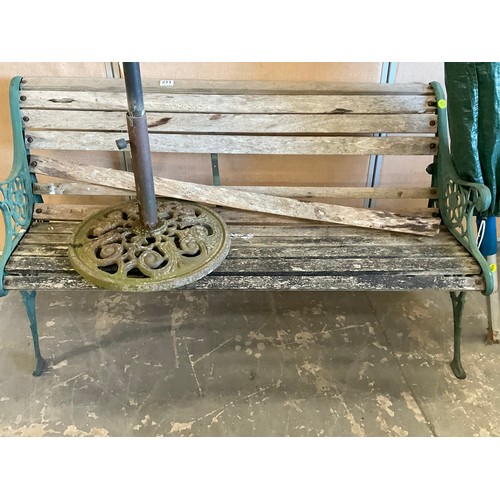 211 - VINTAGE GARDEN BENCH A/F AND PARASOL PARTS