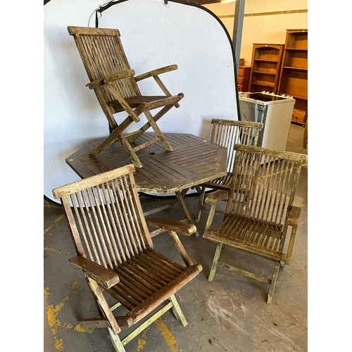 338 - TEAK OCTAGNOL GARDEN TABLE WITH 4 MATCHING CHAIRS A/F H30