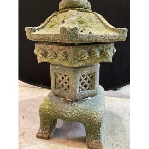231 - VINTAGE WEATHERED CHINESE PAGONDA GARDEN ORNAMENT H27