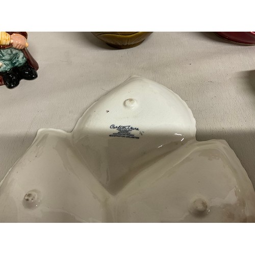 7 - BOX OF COLLECTABLE CHINA TO INCLUDE CARLTON WARE, PRESEVE POTS ETC