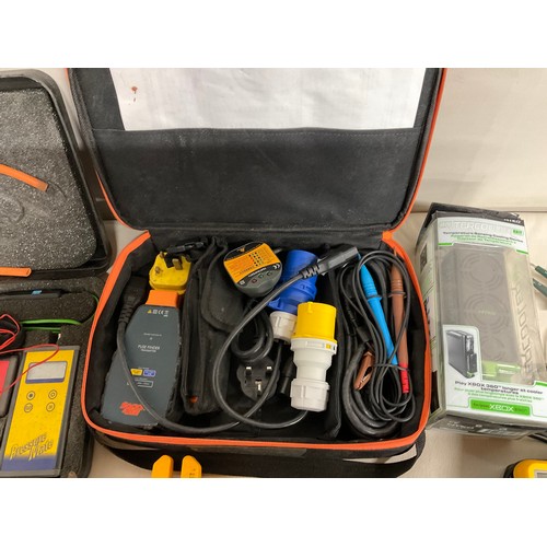 14 - CRATE OF TOOLS TO INCLUDE SOCKET SET, PRESSURE MATE ETC