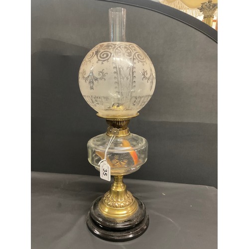 35 - VICTORIAN BRASS OIL LAMP WITH ETCHED GLASS BOWL COMPLETE WITH GLASS SHADE AND CHIMMNEY