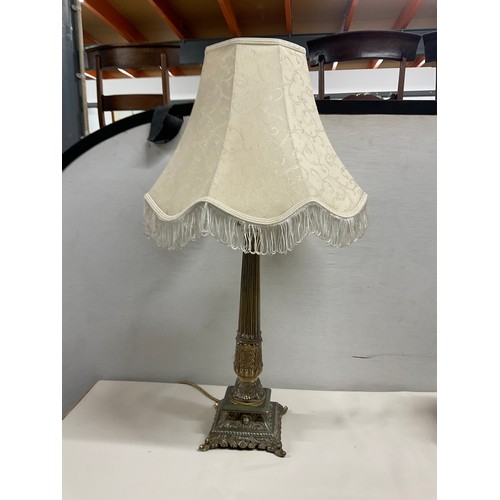 39 - BRASS DECORATIVE CORINTHIAN COLUMN TABLE LAMP WITH SHADE 30.5