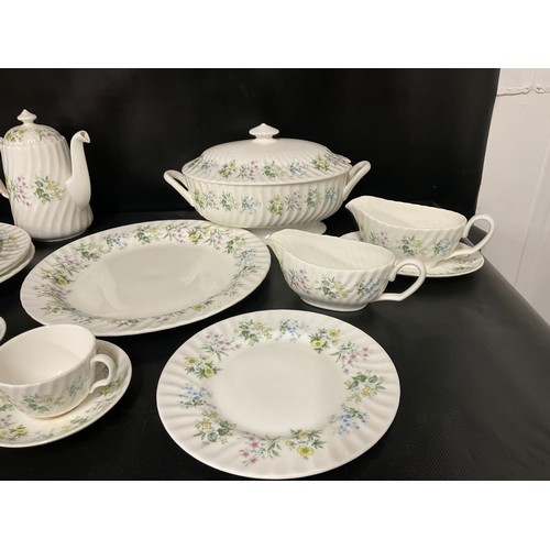41 - 2 BOXES - LARGE QUANTITY OF MINTON SPRING VALLEY DINNER AND TEA SERVICE (90 PCE’S)