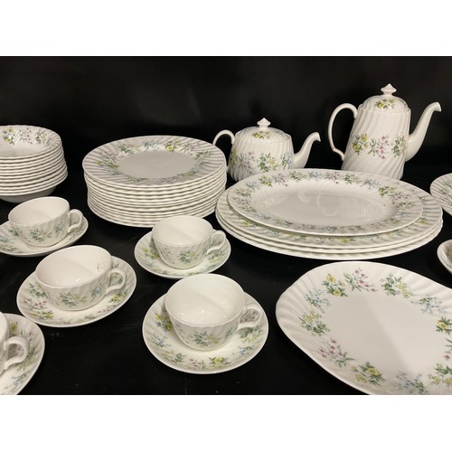 41 - 2 BOXES - LARGE QUANTITY OF MINTON SPRING VALLEY DINNER AND TEA SERVICE (90 PCE’S)