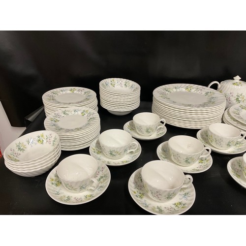 41 - 2 BOXES - LARGE QUANTITY OF MINTON SPRING VALLEY DINNER AND TEA SERVICE (90 PCE’S)