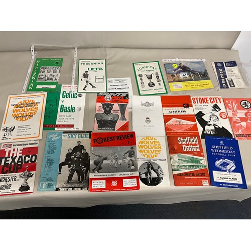 6 - QTY OF FOOTBALL PROGRAMMES TO INCLUDE CRYSTAL PALACE / CELTIC / CHELSEA ETC